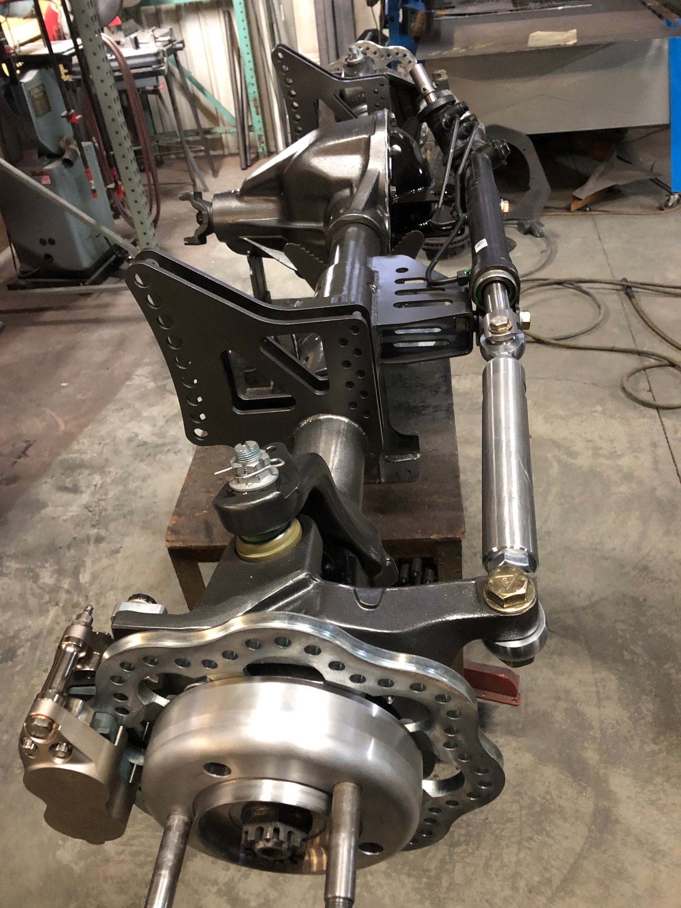 Dana 60 Rack & Pinion Mount - blacktieracefab